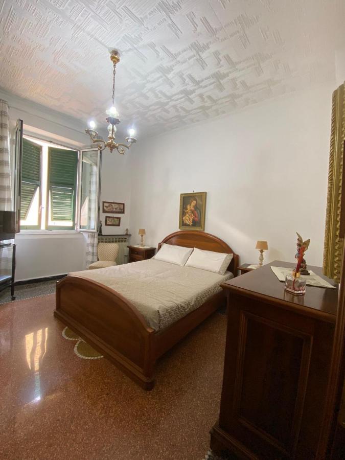 La Palma Di Rafe Apartment Genoa Luaran gambar