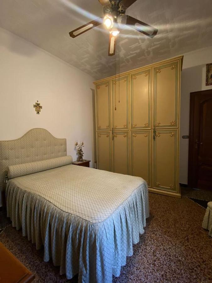 La Palma Di Rafe Apartment Genoa Luaran gambar